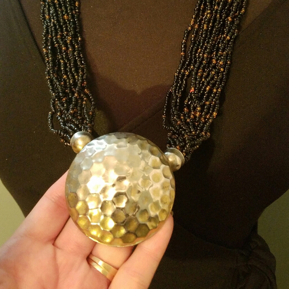 Multi stand seed bead necklace with a pendent - Picture 2 of 8